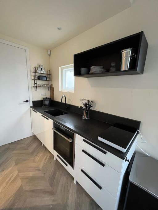 Renovated & Private Tinyhouse Den Haag Short Stay Appartment Exteriér fotografie